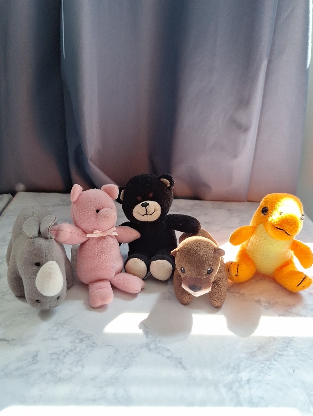 Plush Animal Toy Set - Pk Puppet Pig, Blck Bear, Gry Rhino, Brn Otter ,Org Dino